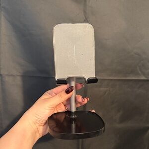 Adjustable Black phone/tablet Stand - Universal Holder